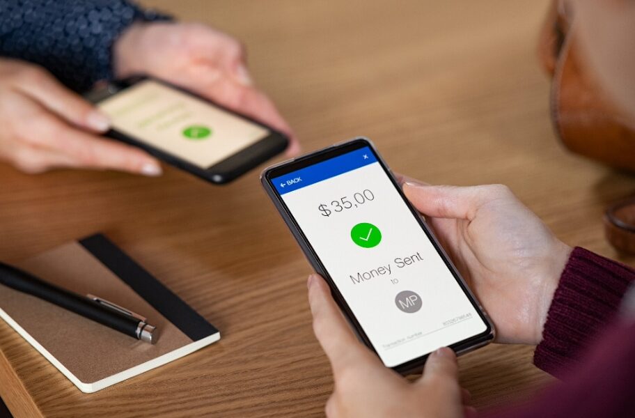 the-shift-from-cash-to-digital-payments:-what-it-means-for-businesses